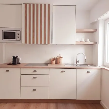 Ausenda's House ナザレ