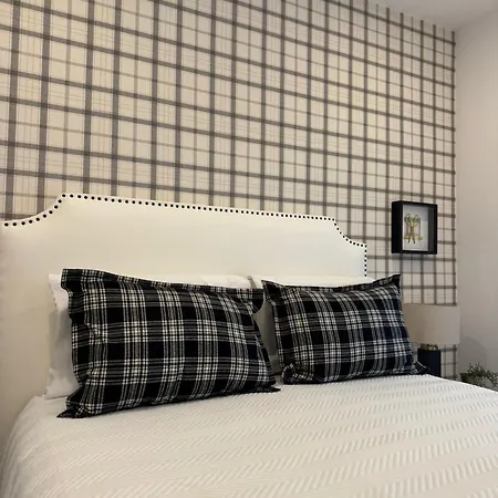 Ausenda's House アパート