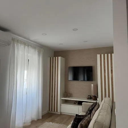 Apartament Ausenda's House